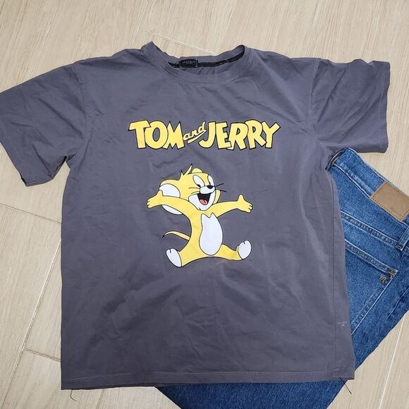 Ann Taylor Tom & Jerry Tee - Picture 1 of 5